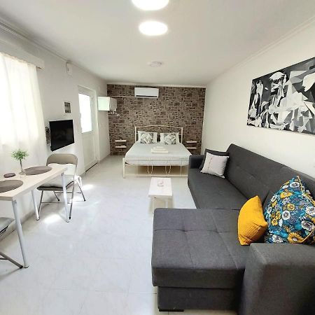 S For Studio - Detached, Close To City Center Ханья Экстерьер фото